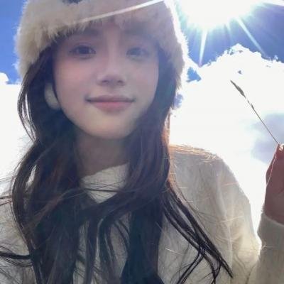 喜欢你的春夏秋冬·动态漫海报