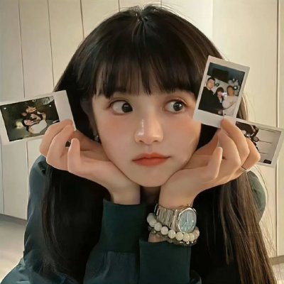 毛衣女郎海报